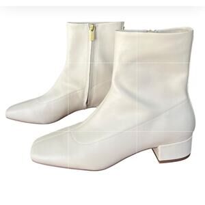 NEW Vince Camuto Findree Rich Cream Side Zip Ankle Boot Women's 8.5 EU 39.5